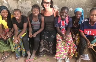 Schülerinnen in Dindefelo/Senegal