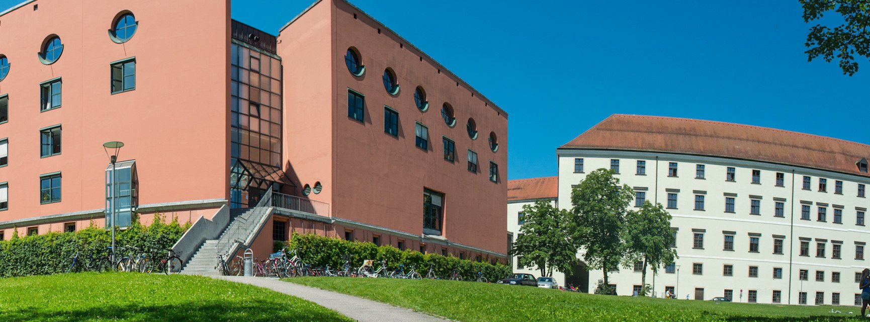 Blick auf Philosophicum und Nikolakloster