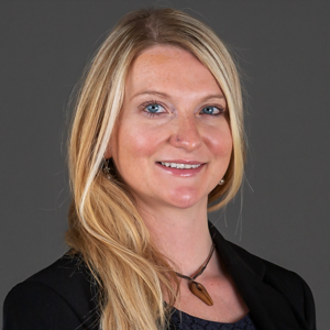 Dr. Madeleine Bausch