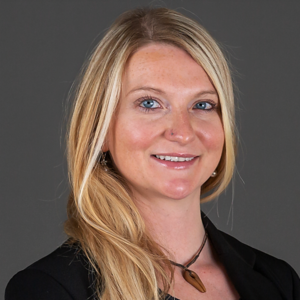 Dr. Madeleine Bausch