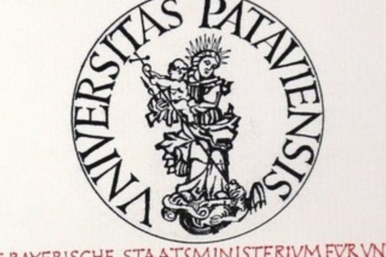 Decorative image of the tile 'University Museum'