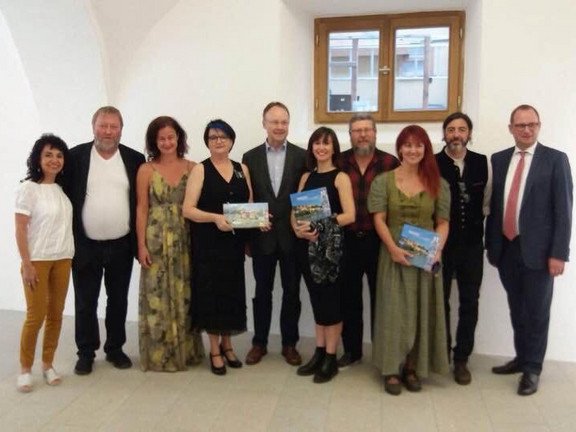 Vernissage von K&uuml;nstlern aus M&aacute;laga im Passauer Kulturmodell, August 2017