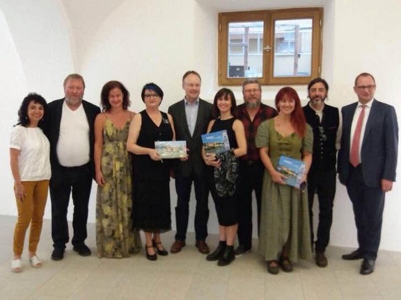Vernissage von K&uuml;nstlern aus M&aacute;laga im Passauer Kulturmodell, August 2017