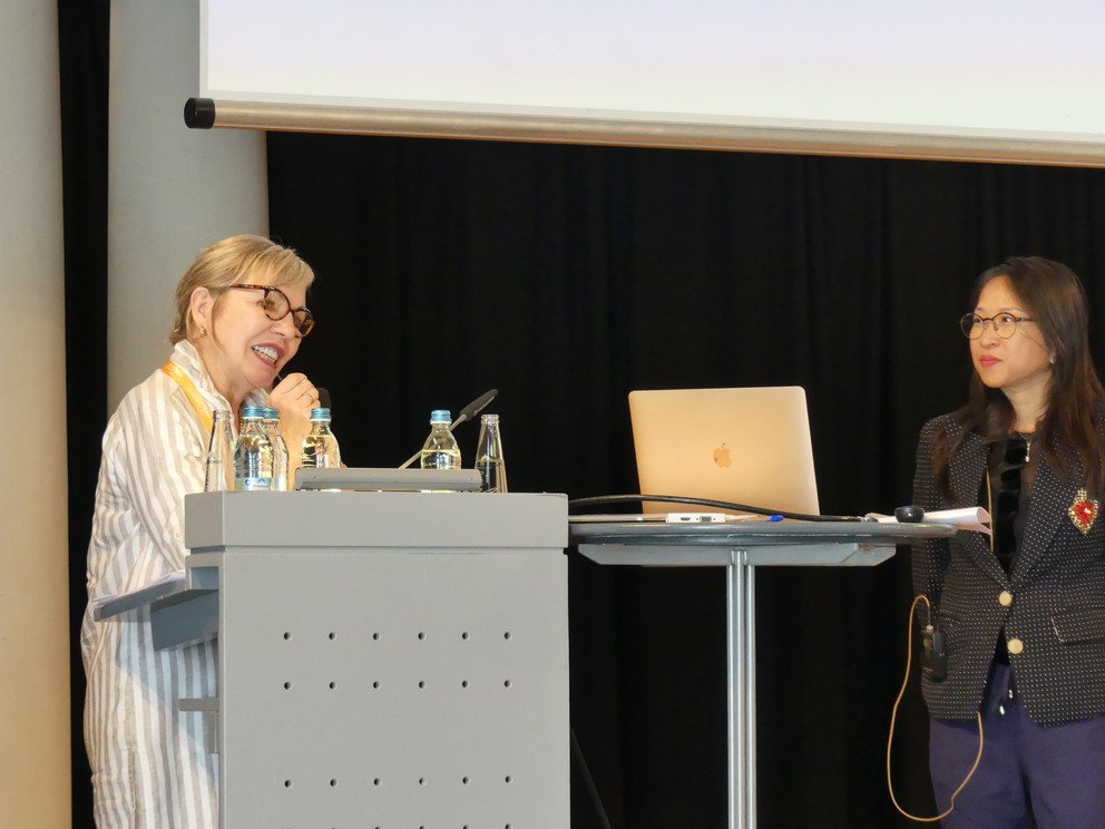 DIE KONFERENZ