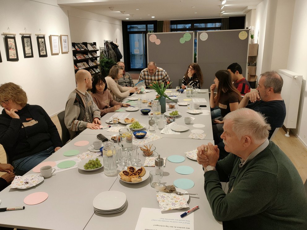 Participants of the generation caf&eacute;