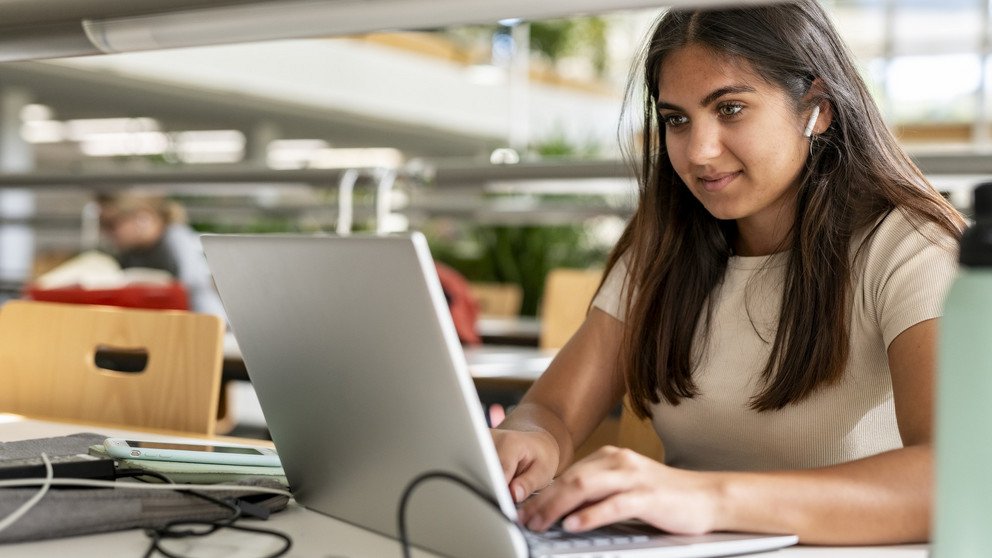 Student at the Library at University of Passau
