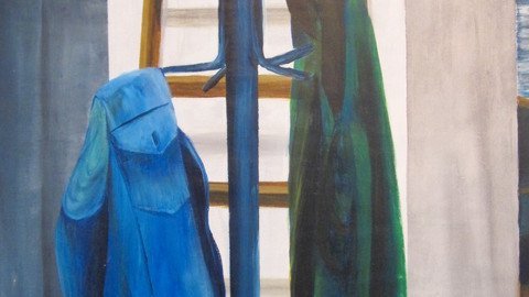 Gemaltes Bild von Kleidung auf einem Kleiderst&auml;nder