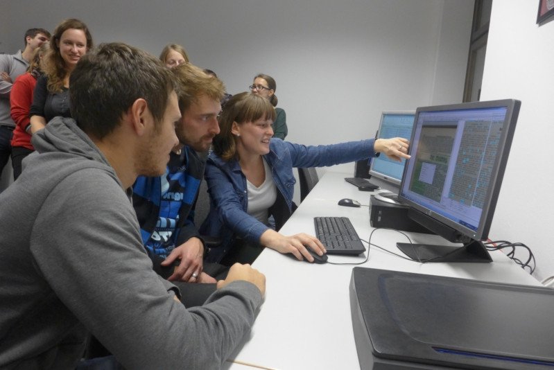 [Translate to Englisch:] Das Digital Cultures Lab in Aktion: Seminargruppe