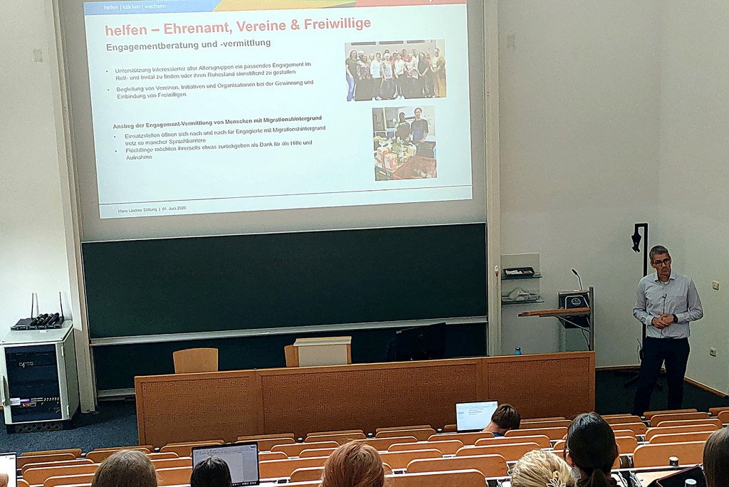 Guest lecture Mr Christian Schl&auml;ger 