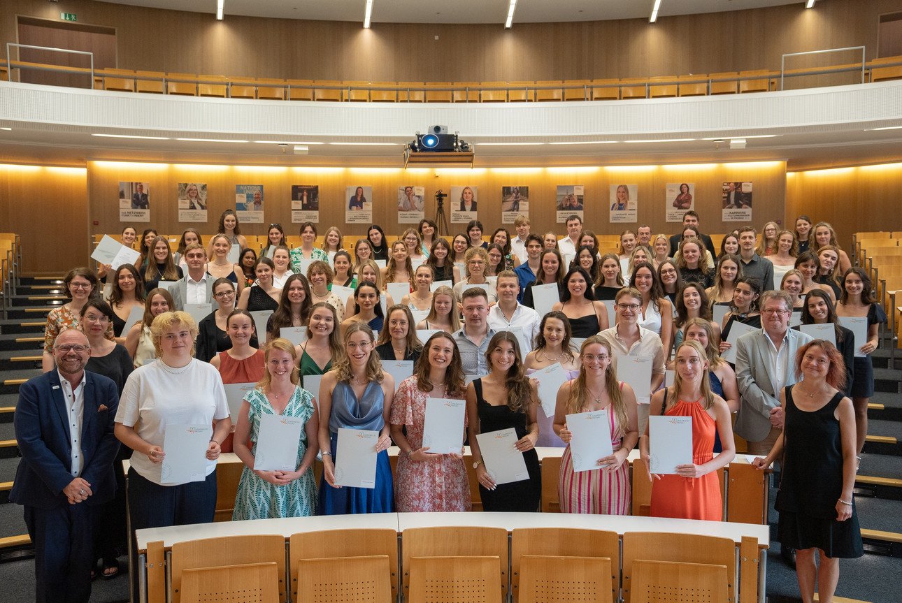 Gruppenfoto der Abschlussfeier