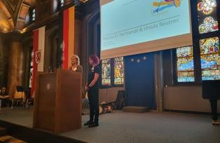 Organisatorinnen Ursula Reutner und Marina Hertrampf Das Bild zeigt die Organisatorinnen Marina Hertrampf und Ursula Reutner.