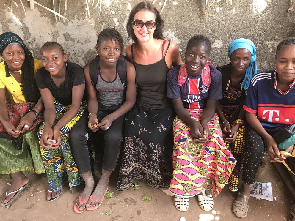 Sch&uuml;lerinnen in Dindefelo/Senegal