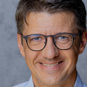 Professor Dr. Bleyer