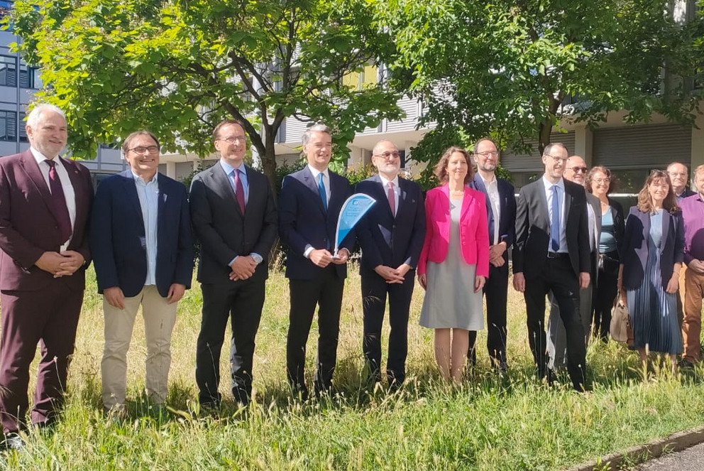 (from left to right): Ulrich Bartosch, Lionel Brunie, Jan Hendrik Schumann, Philippe Gr&eacute;ciano, Fr&eacute;d&eacute;ric Fotiadu, Jessica Engel, Harald Kosch, Alexander Krebs, Ernesto Damiani, Nadia Bennani, Gabriele Gianini, Florian Wahl, Előd Egyed-Zsigmond.