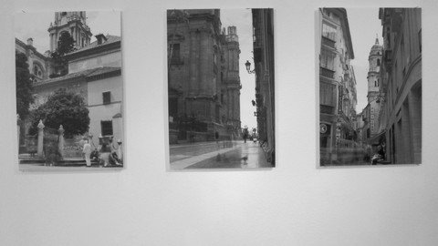 Drei Fotografien von Geb&auml;uden in Schwarz Wei&szlig;