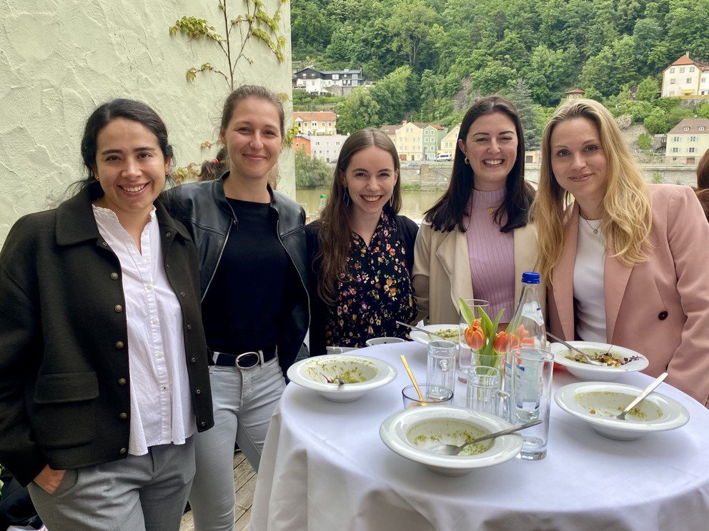 Group picture at lunch break 