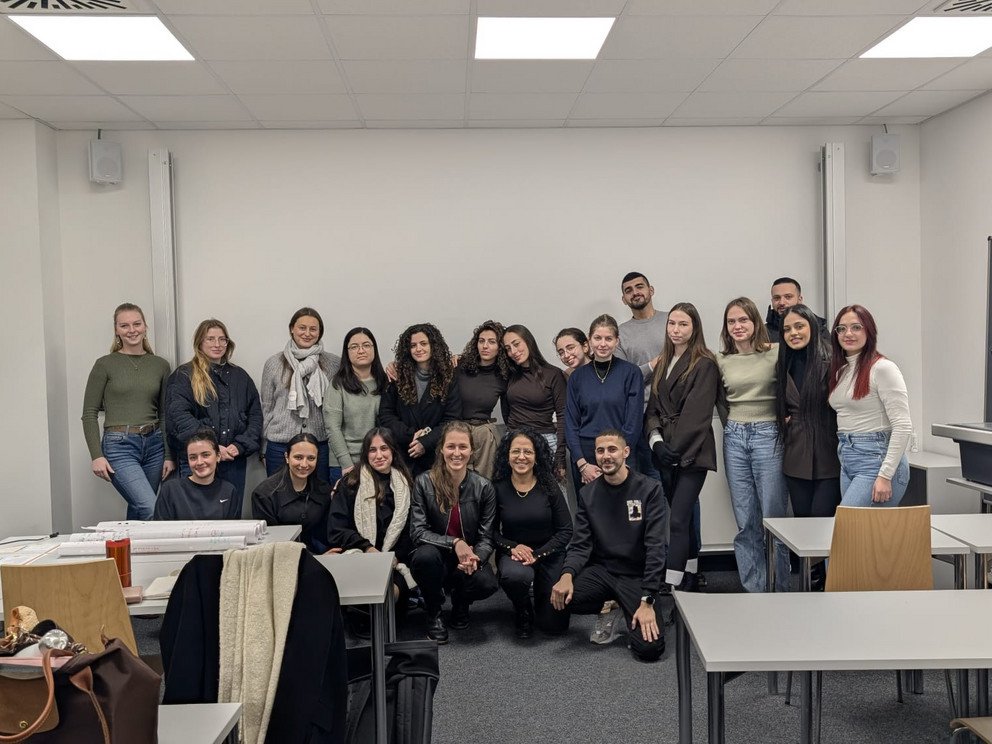 Group picture of the Intercultural Entrepreneurship course