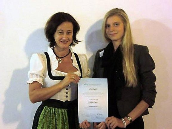Verleihung des Preises des Deutschen Akademischen Austauschdienstes (DAAD) an Valeria Titovskaya, November 2015