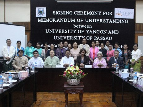 Unterzeichnung eines Memorandum of Understanding mit der Yangon University in Myanmar, Juni 2014