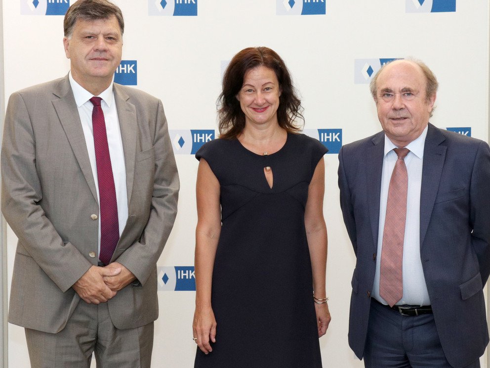El embajador de Argentina Edgardo Malaroda de visita en la C&aacute;mara de Comercio e Industria de Baja Baviera, junio de 2018.such bei der IHK Niederbayern, Juni 2018