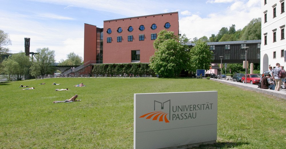 Uni Wiese