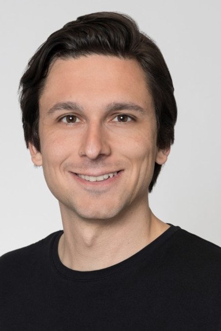 Dr. Lukas Naegeli