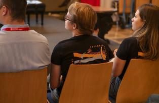 Tagungs-T-Shirt Auf dem Bild sind die Tagungs-T-Shirts mit Logo zu sehen.