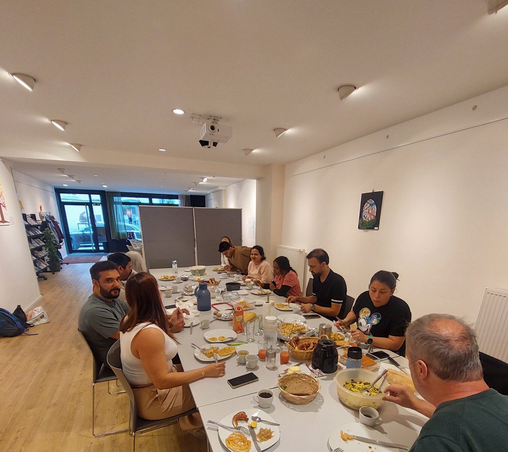 Intergenerational Caf&eacute;