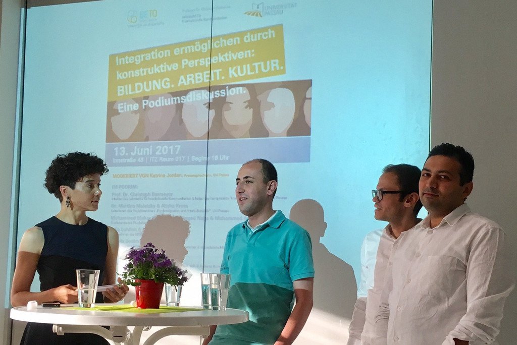 &Ouml;ffentliche Podiumsdiskussion zum Thema &bdquo;Integration erm&ouml;glichen durch konstruktive Perspektiven: Bildung. Arbeit. Kultur.&ldquo;