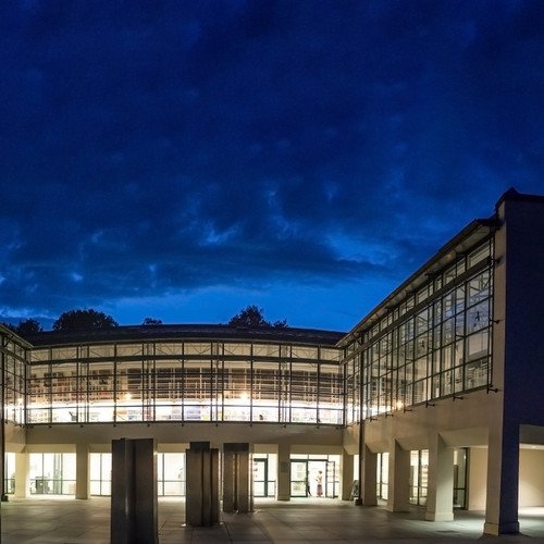 Universit&auml;t Passau bei Nacht