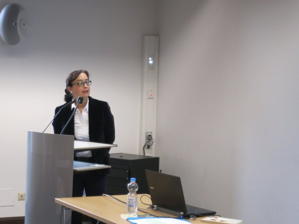 Lesung aus einem Werk von Jo&atilde;o Ubaldo Ribeiro durch Frau Isabel Ramos-Kauhausen