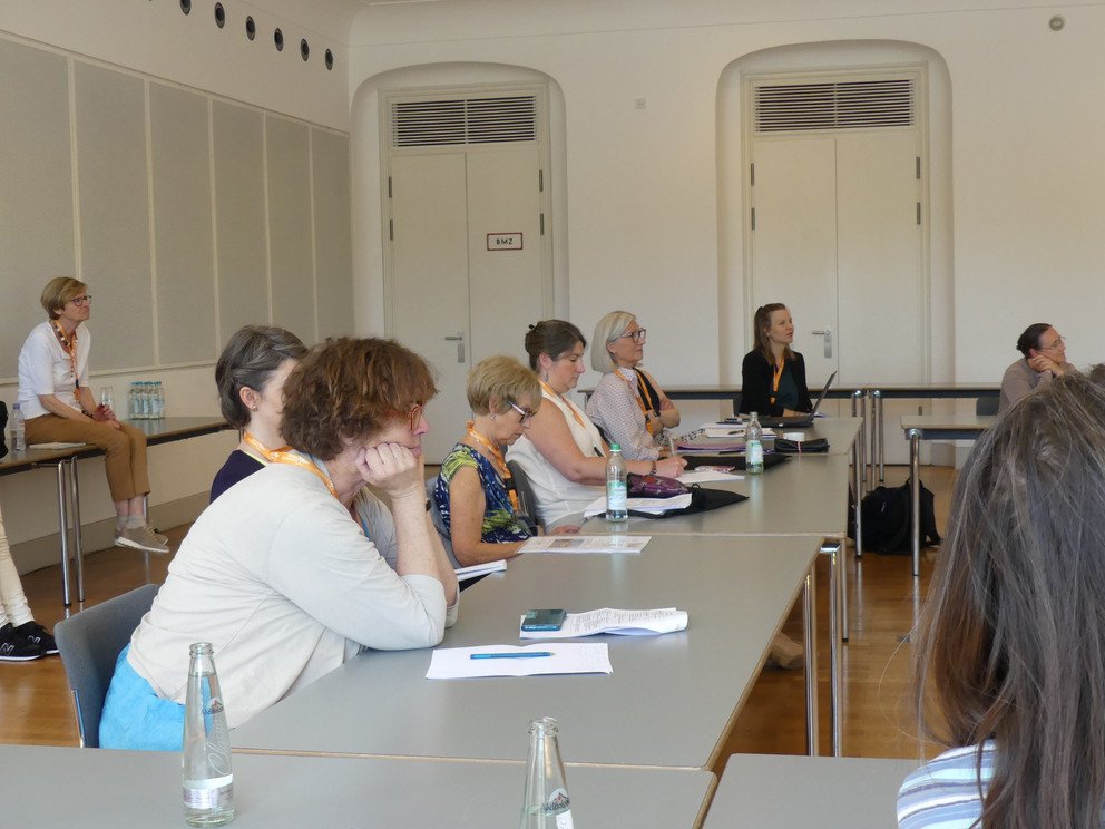 DIE KONFERENZ