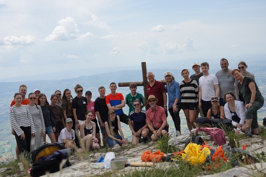 Gruppe auf dem Monte Subasio