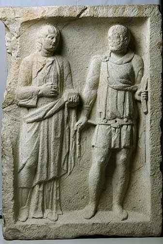 Relief mit der Darstellung eines Ehepaares, Augsburg, Teil eines Grabbaues des sp&auml;ten 2./ fr. 3. Jh. n. Chr.