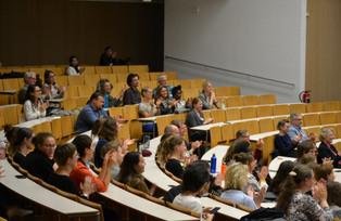 Slam-Performance von Élémo