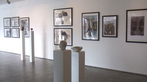 Ausstellung Kopf Gesicht Haupt