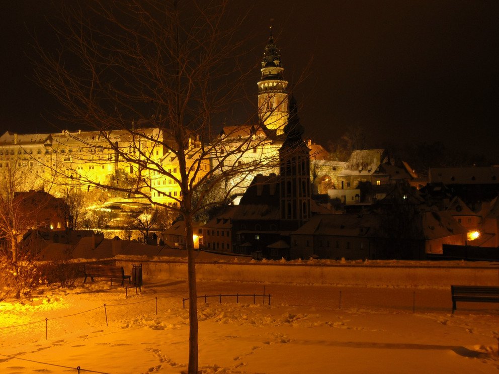 Schloss und Burg Krumau in der Nacht